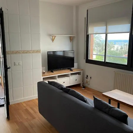 With Sea Views Next To The Of Mar Bella Apartamento